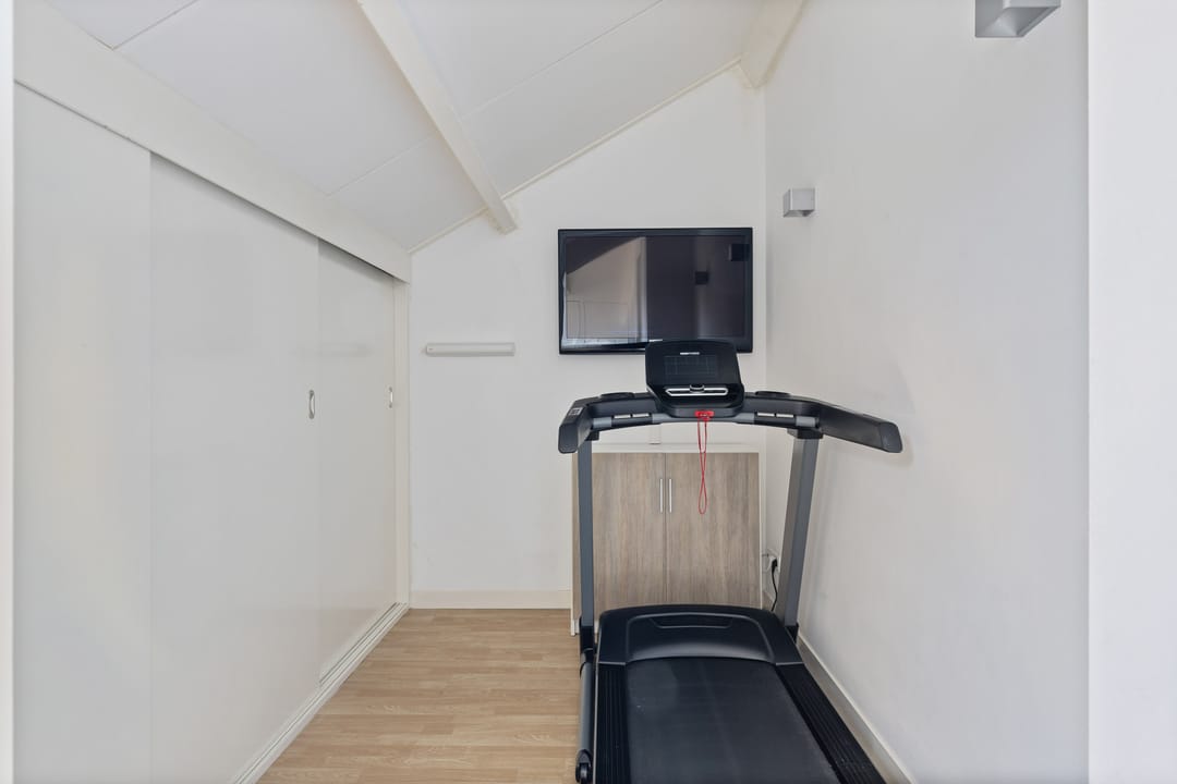 Photo 32 of Bernhardstraat 24