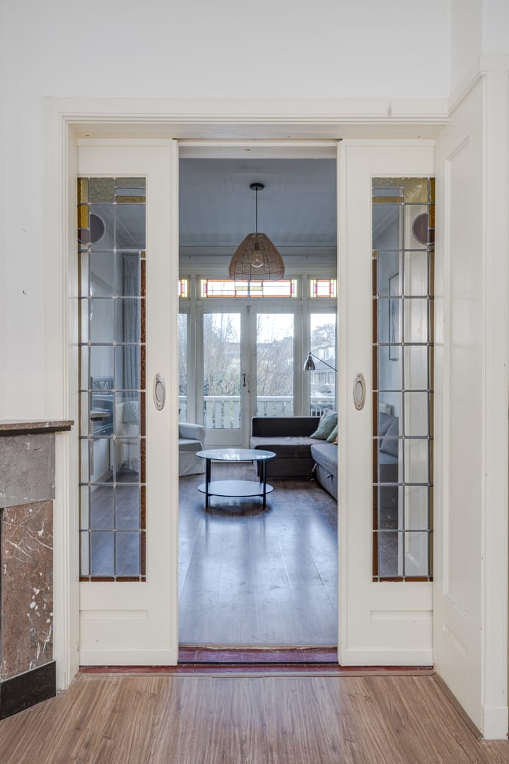 Foto 16 van Van 't Hoffstraat 20-A