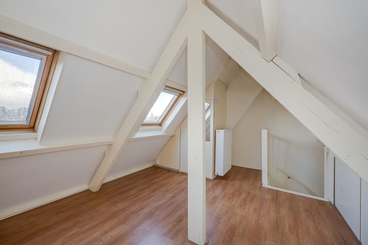 Foto 33 van Van 't Hoffstraat 20-A