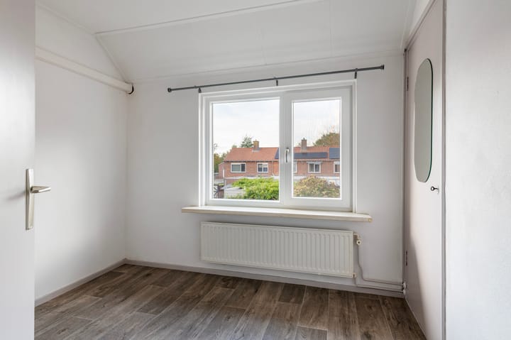 Photo 13 of K.P.van der Veldestraat 33