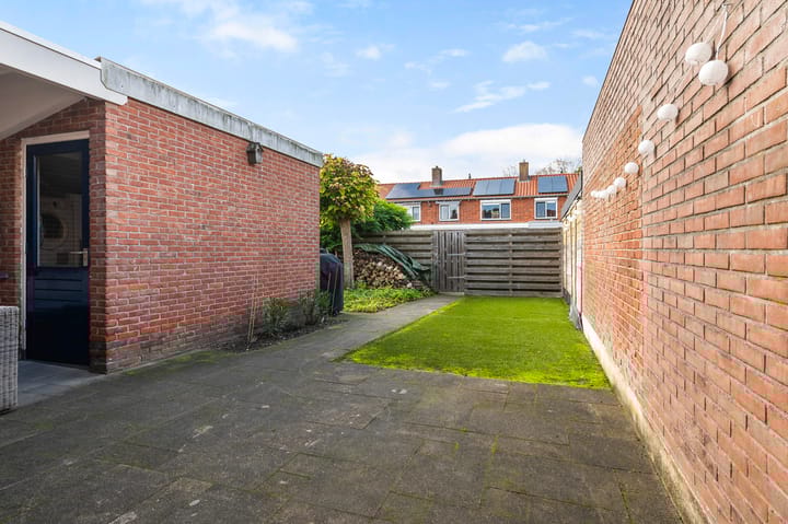 Photo 22 of K.P.van der Veldestraat 33