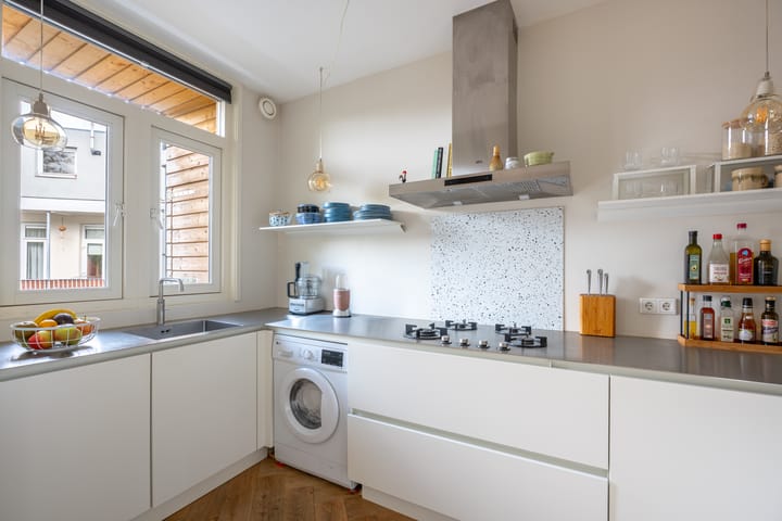 Photo 15 of Kostverlorenstraat 2-3