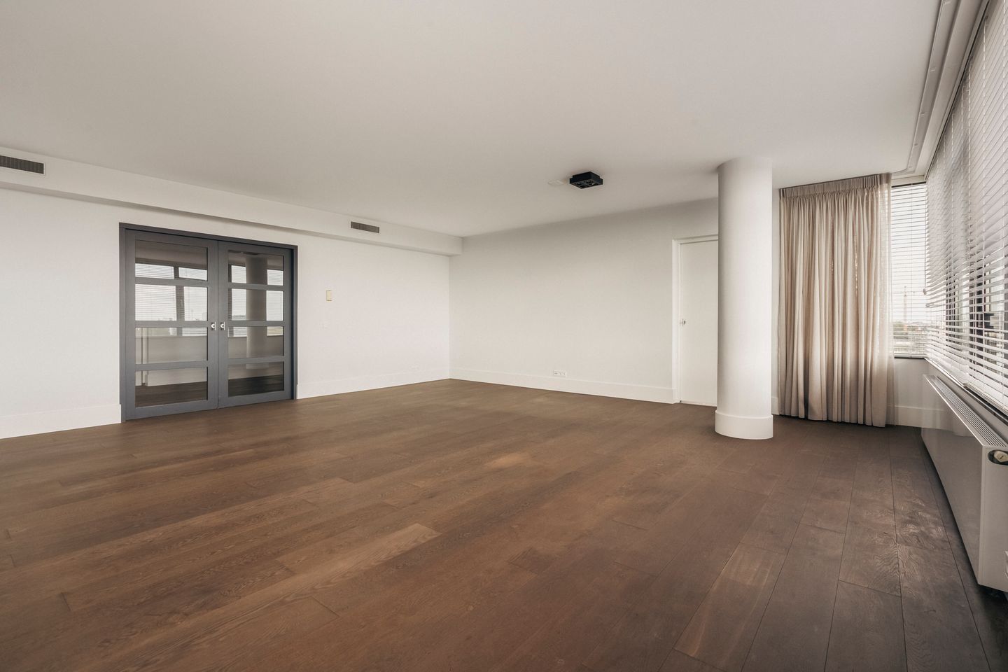 Photo 14 of Van Leijenberghlaan 58