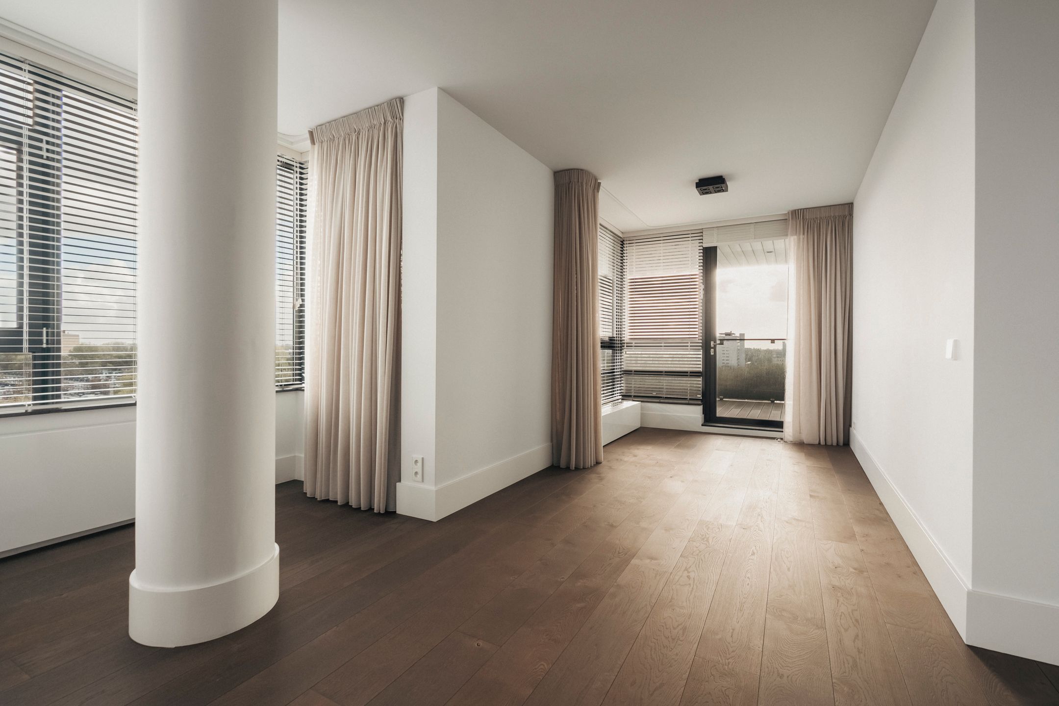 Photo 15 of Van Leijenberghlaan 58