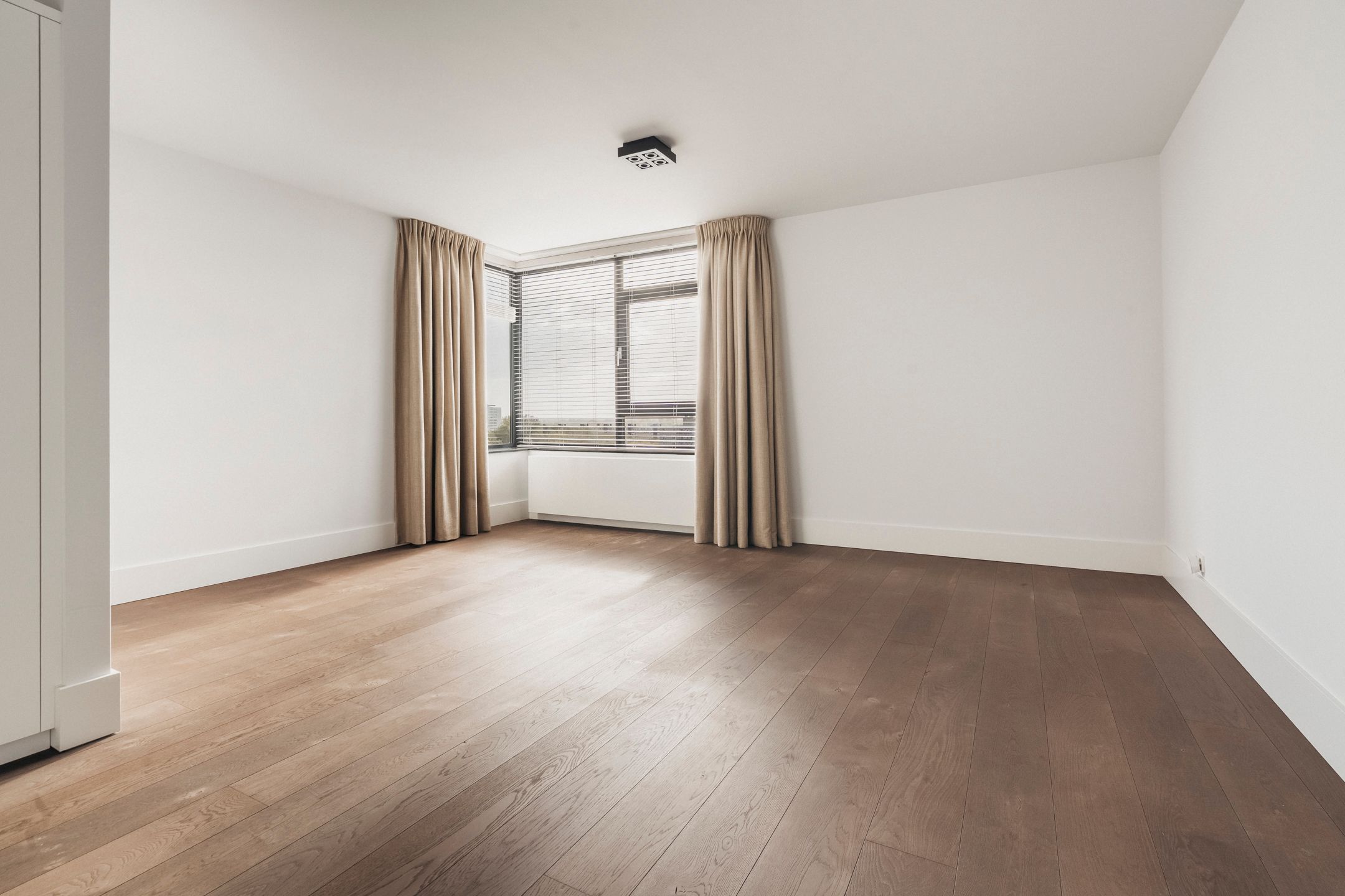 Photo 27 of Van Leijenberghlaan 58