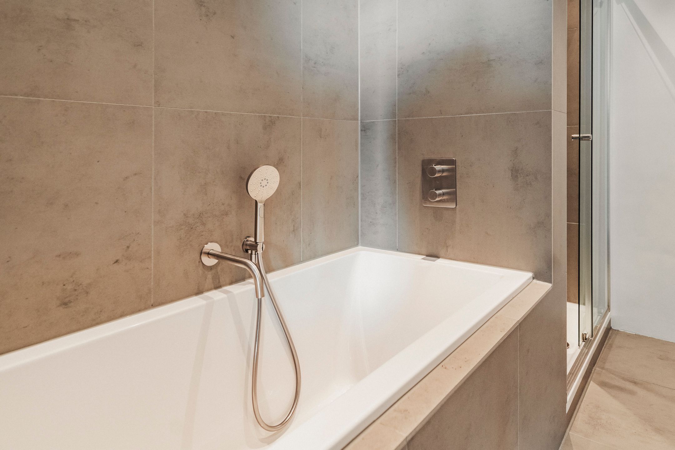 Photo 30 of Van Leijenberghlaan 58