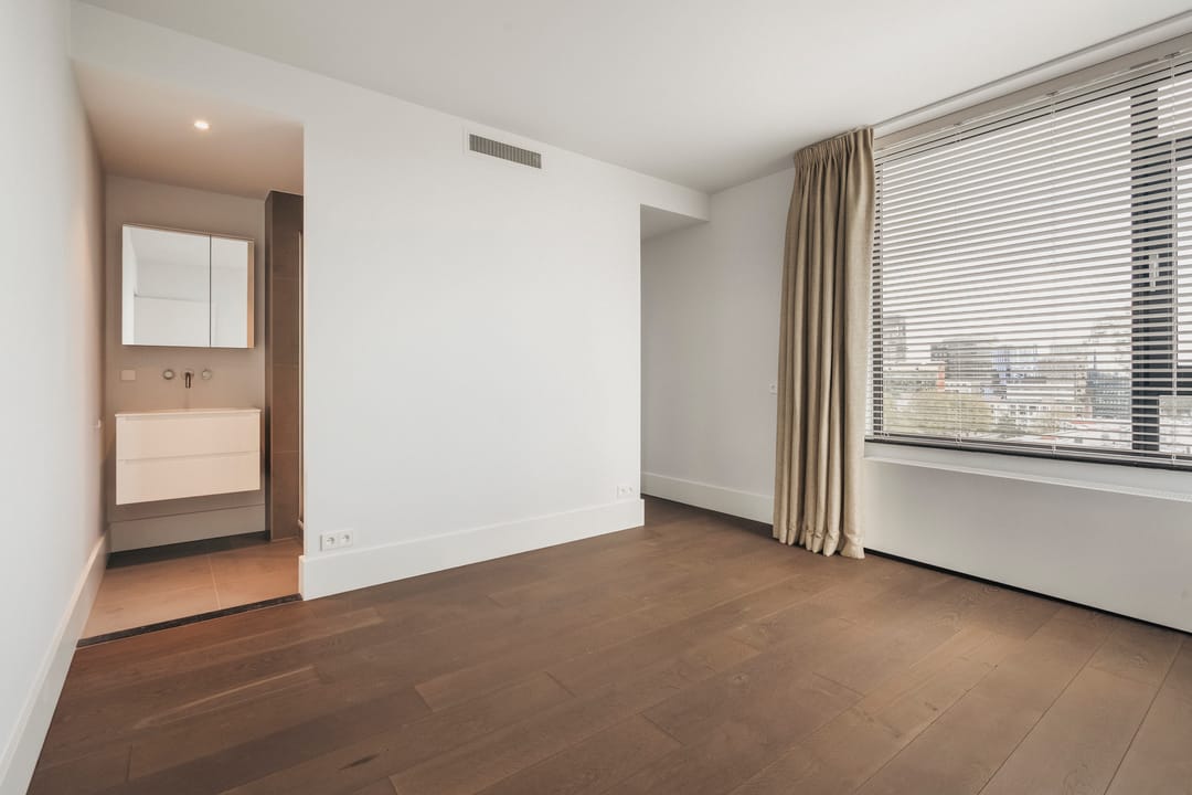 Photo 37 of Van Leijenberghlaan 58