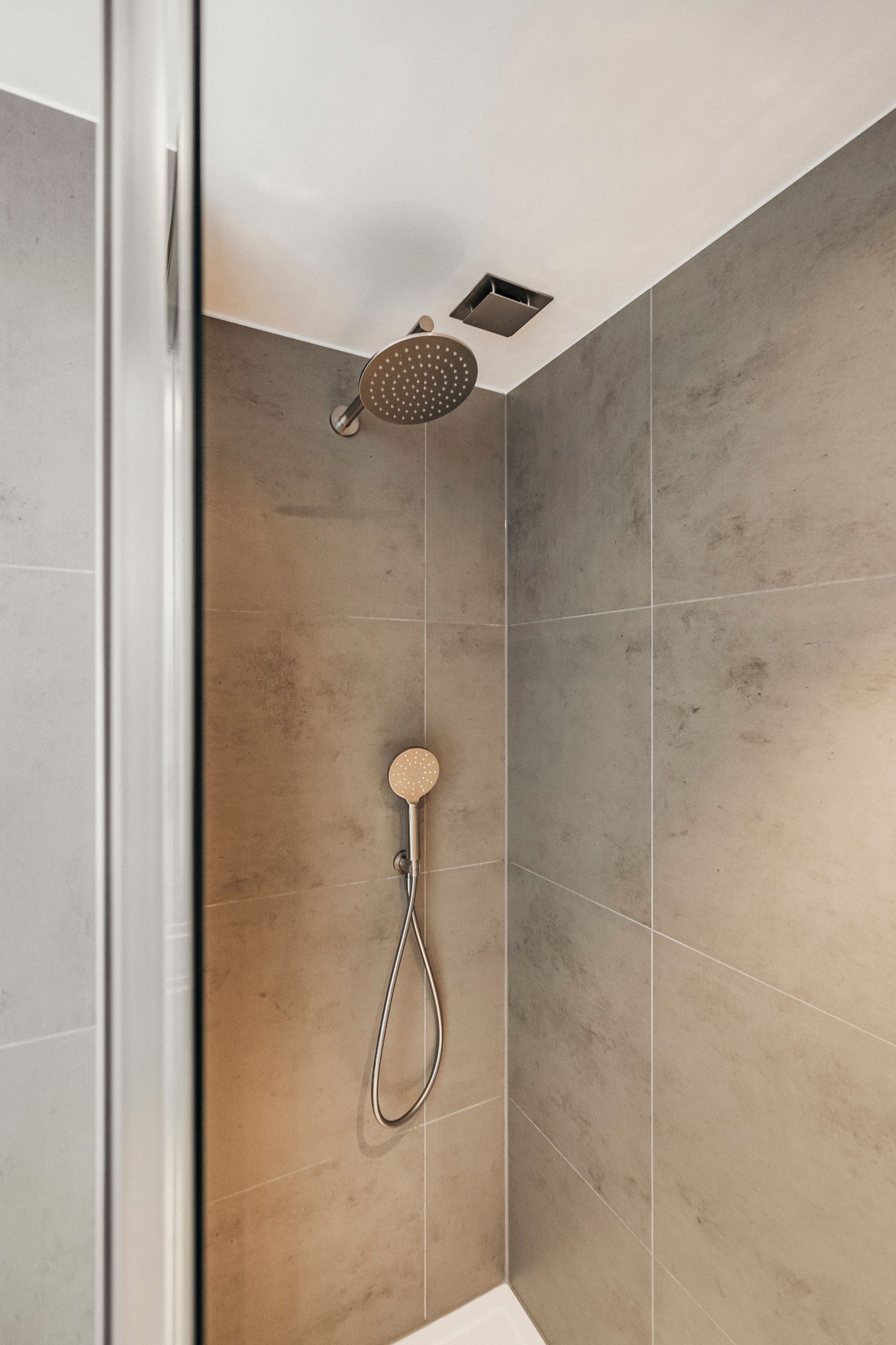 Photo 39 of Van Leijenberghlaan 58