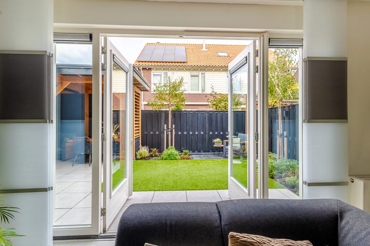 Photo 5 of Troelstrastraat 69