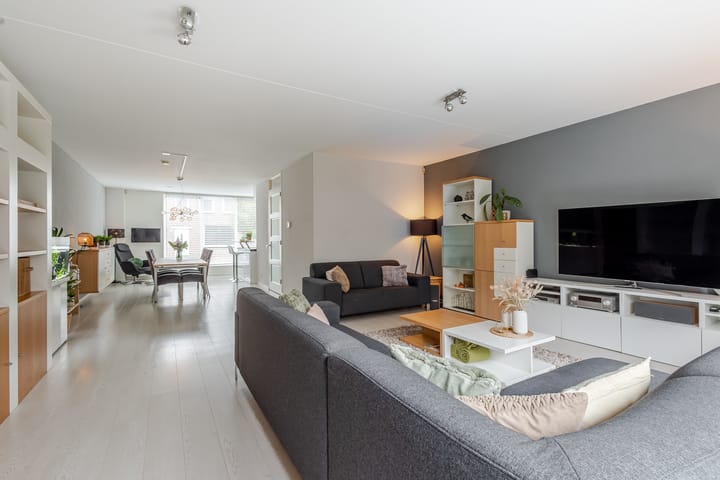 Photo 7 of Troelstrastraat 69