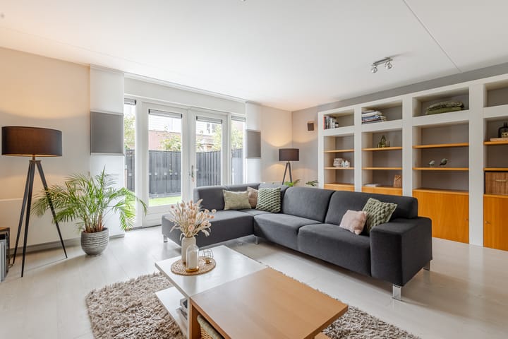 Photo 8 of Troelstrastraat 69