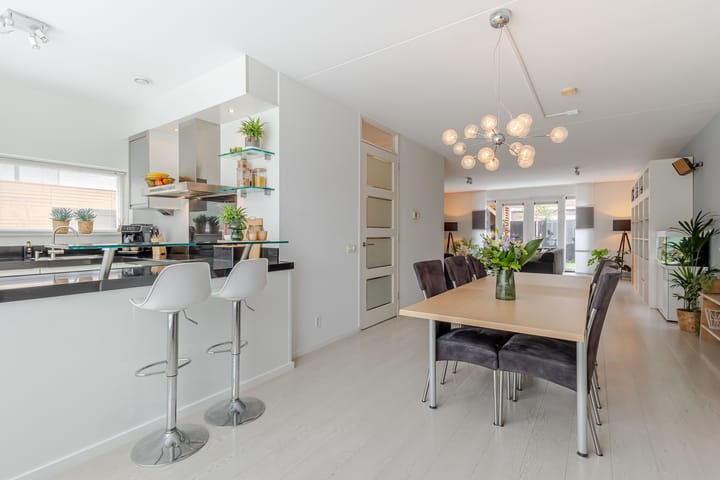 Photo 13 of Troelstrastraat 69