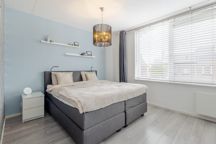 Photo 17 of Troelstrastraat 69