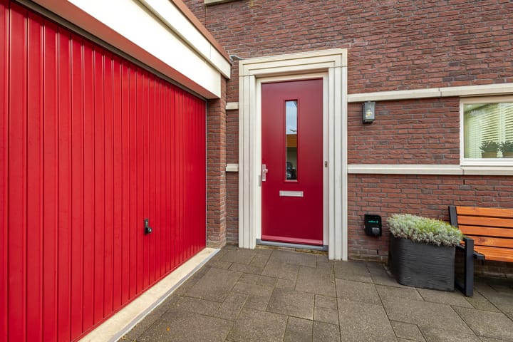 Photo 40 of Troelstrastraat 69