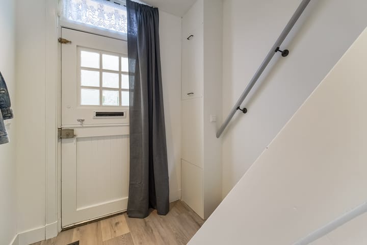 Photo 6 of Graaf Florislaan 5