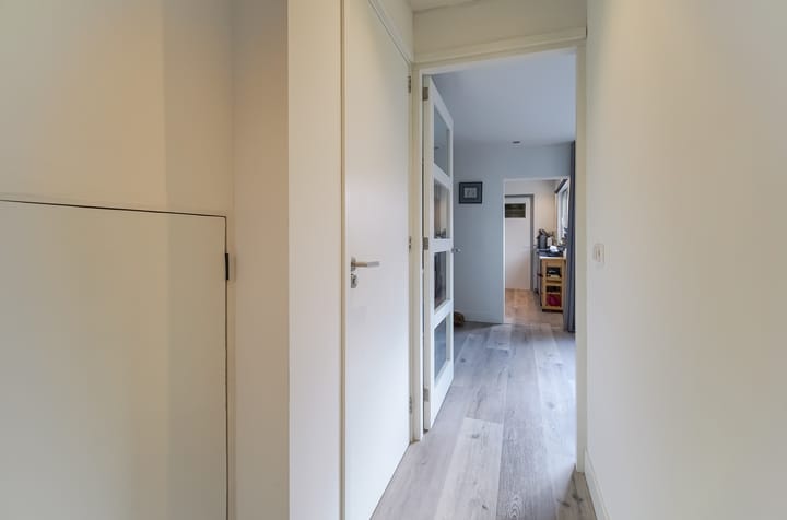 Photo 8 of Graaf Florislaan 5