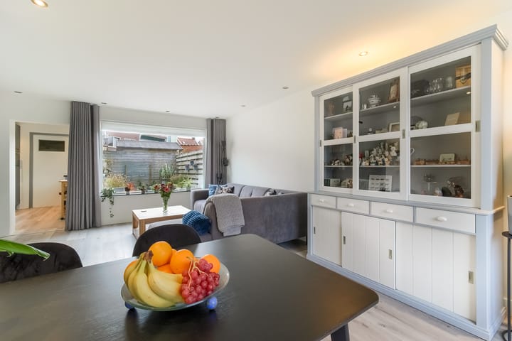 Photo 13 of Graaf Florislaan 5