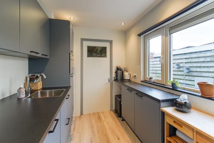 Photo 20 of Graaf Florislaan 5