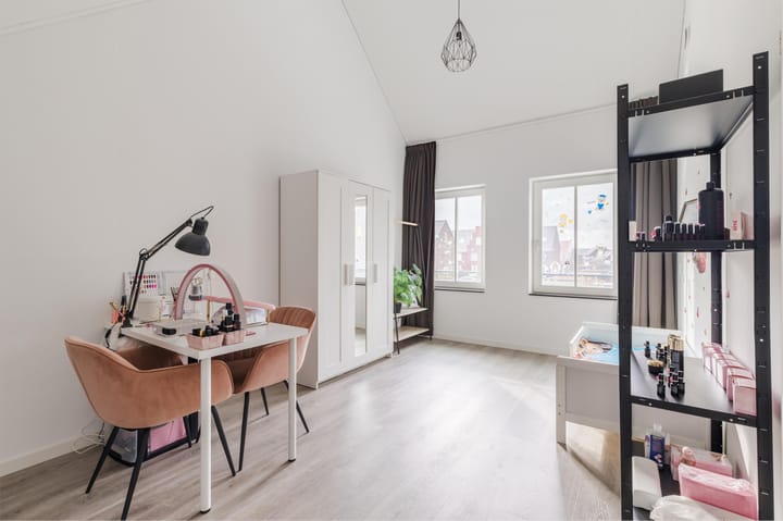 Photo 39 of Arsenaalstraat 19