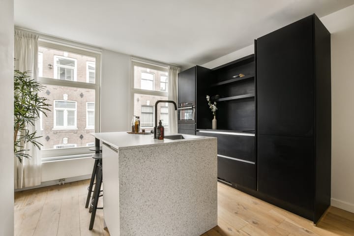 Foto 10 van Lindenstraat 80-A