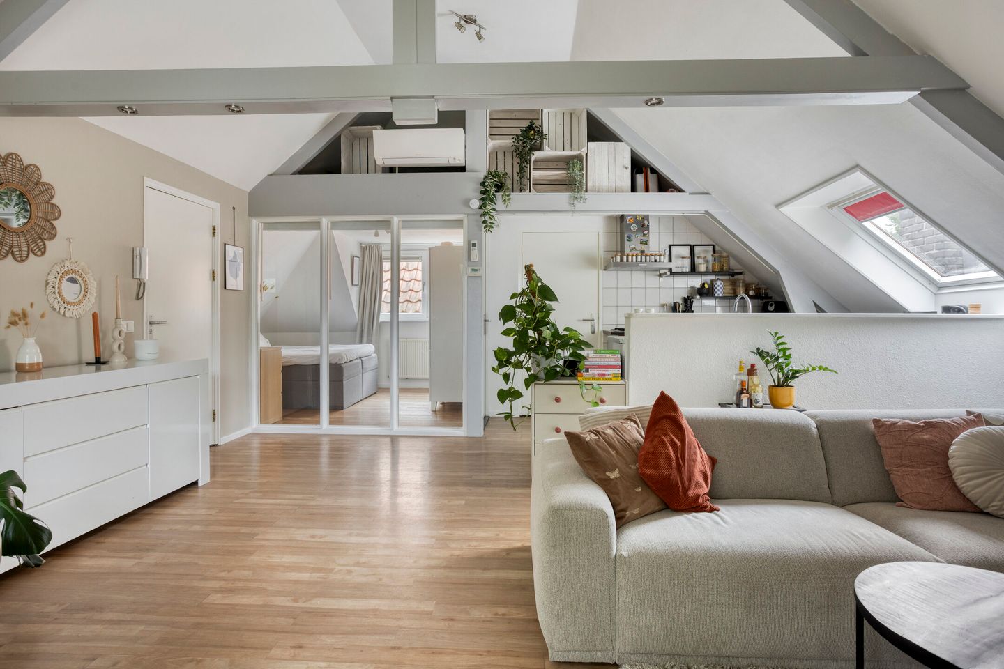 Foto 10 van Zuid Willemsvaart 534-B