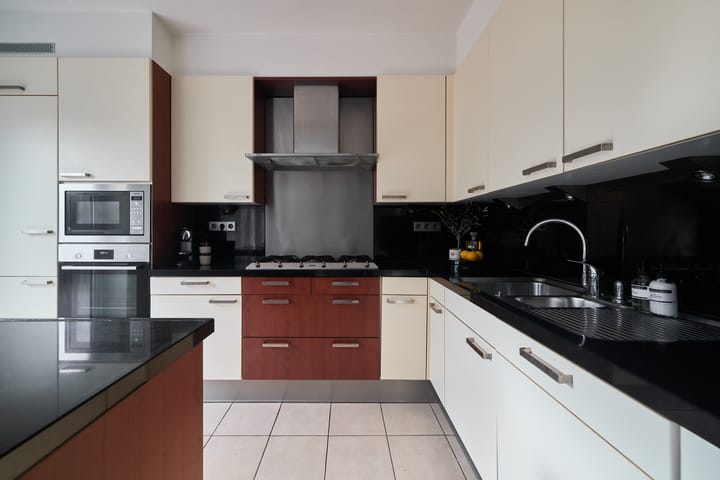 Photo 14 of Raadhuislaan 51