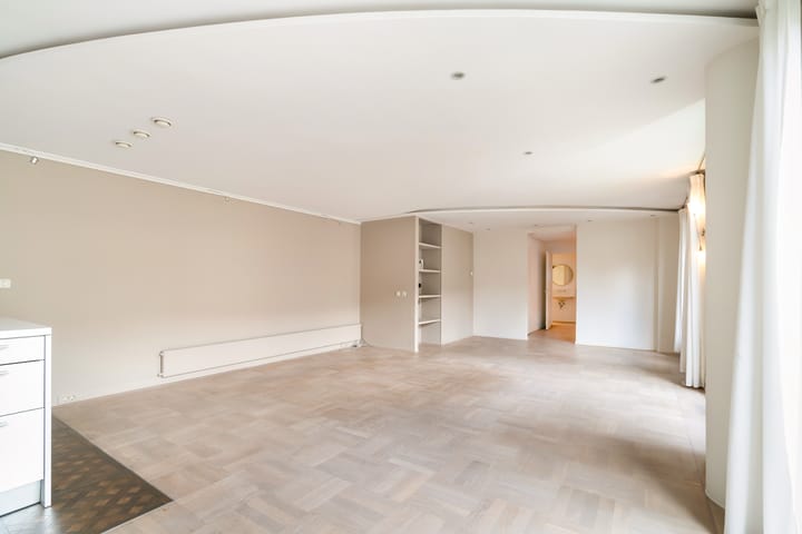 Photo 9 of Laan van Roos en Doorn 37-F