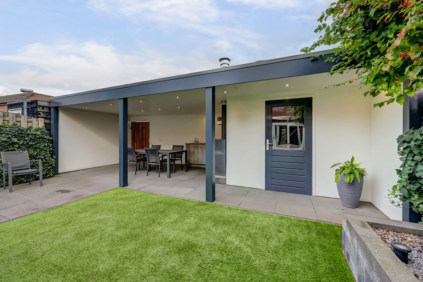 Foto 34 van Onze Lieve Vrouweschutsstraat 19