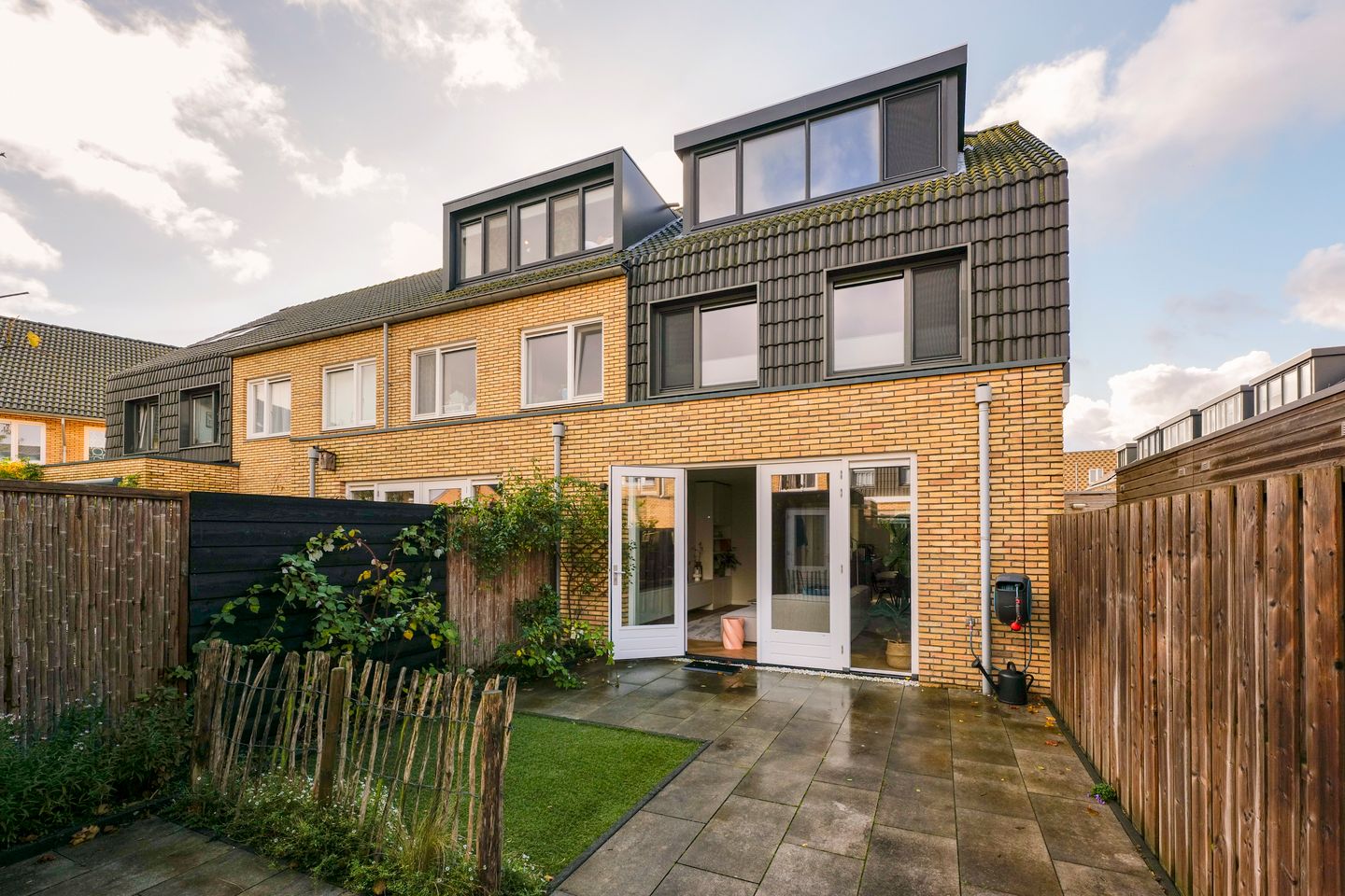 Foto 20 van Vossenbesstraat 3