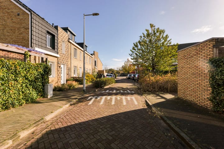 Foto 40 van Vossenbesstraat 3