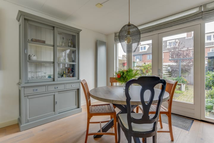 Foto 15 van Westerweelstraat 5