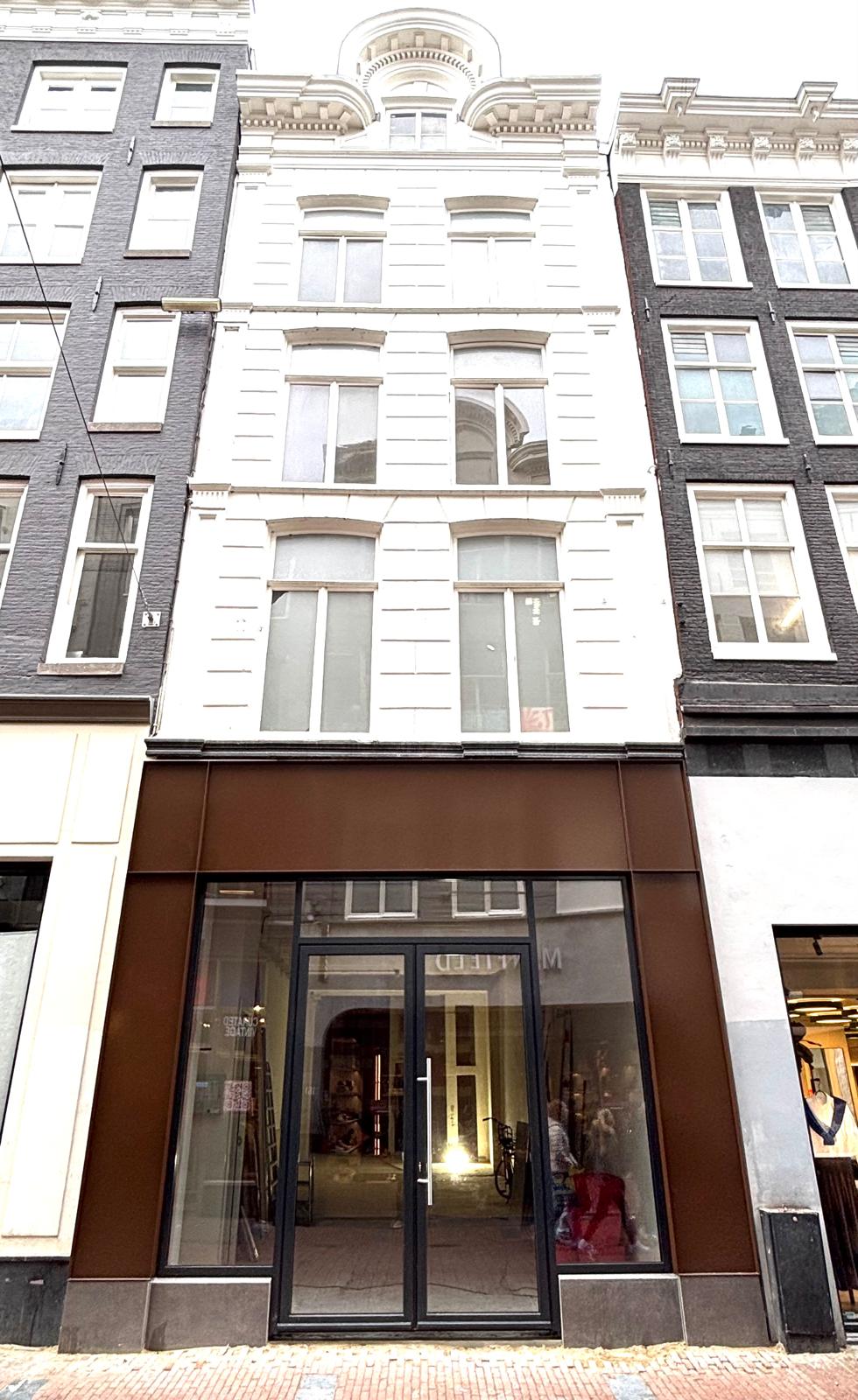 Bekijk foto 4 van Kalverstraat 166