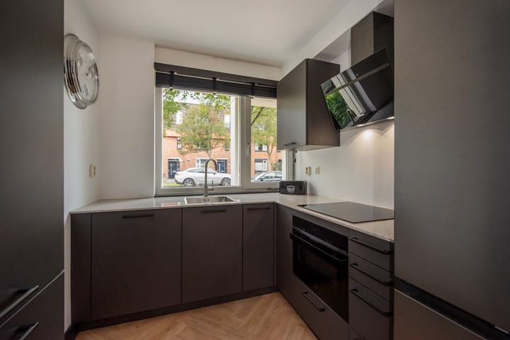 Foto 3 van Douglaslaan 10