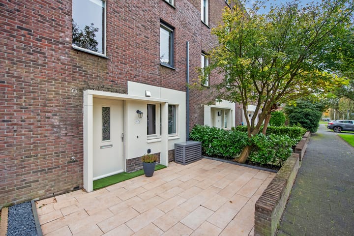 Foto 5 van Douglaslaan 10