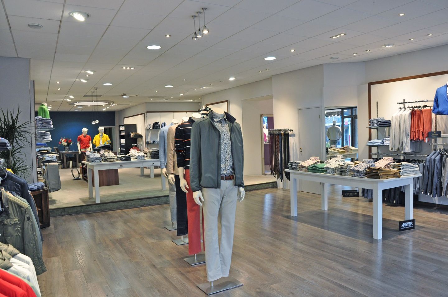 View photo 3 of Thomas a Kempisstraat 41