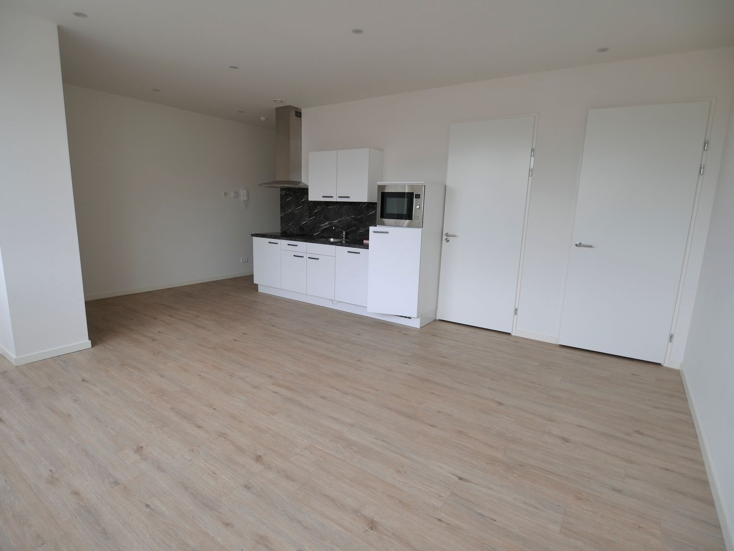 Photo 4 of Zuid Koninginnewal 21-C