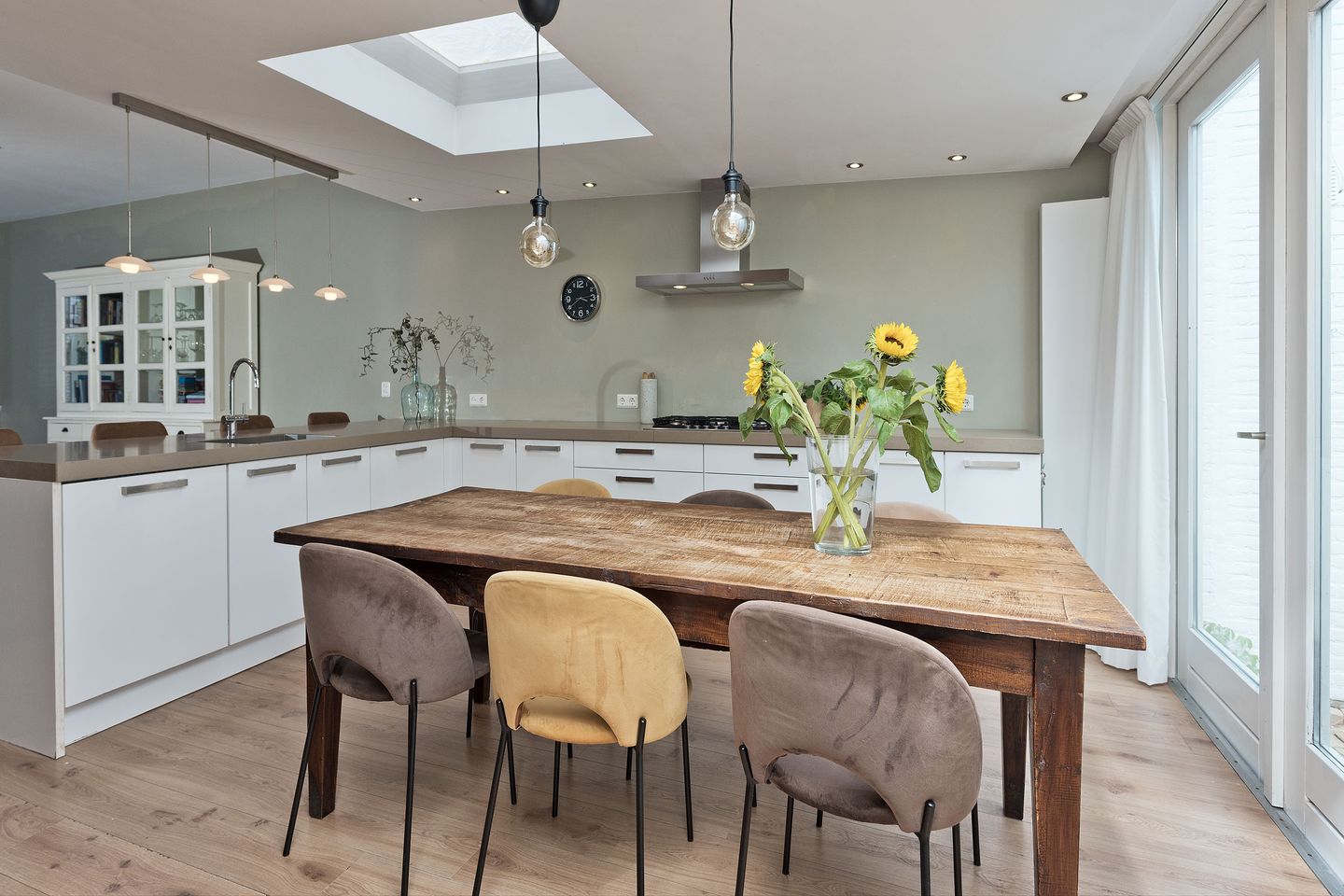 Foto 10 van Weteringstraat 6