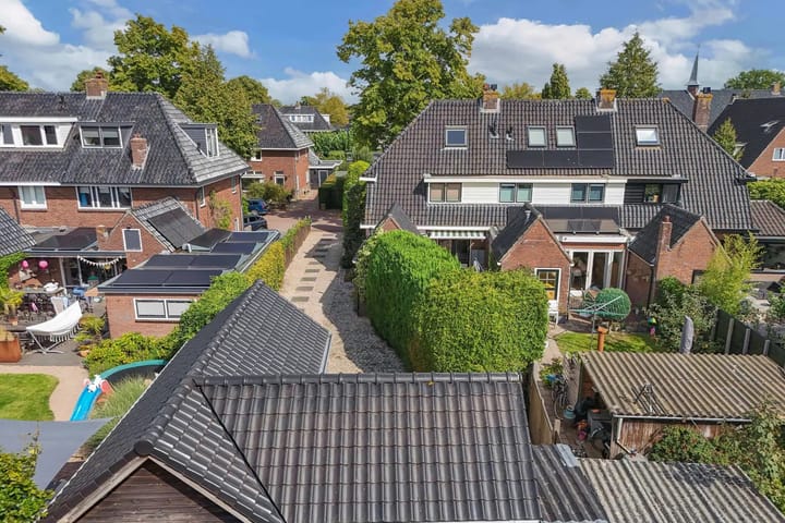 Foto 28 van De Ruyterstraat 49