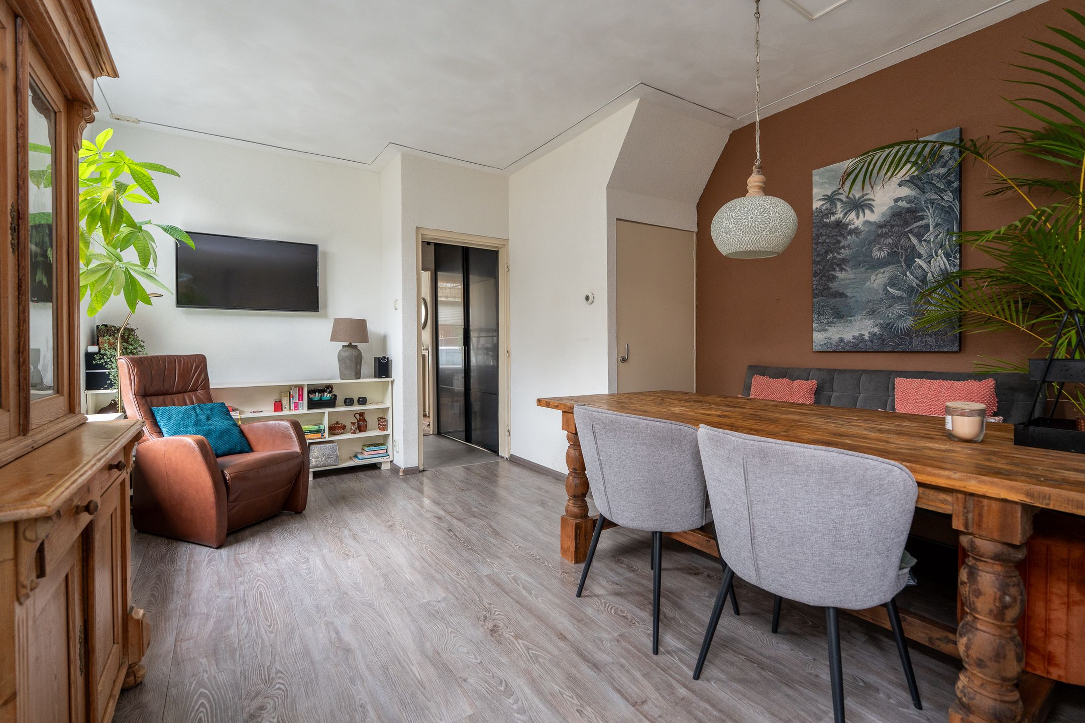 Photo 9 of Hoofdstraat 37