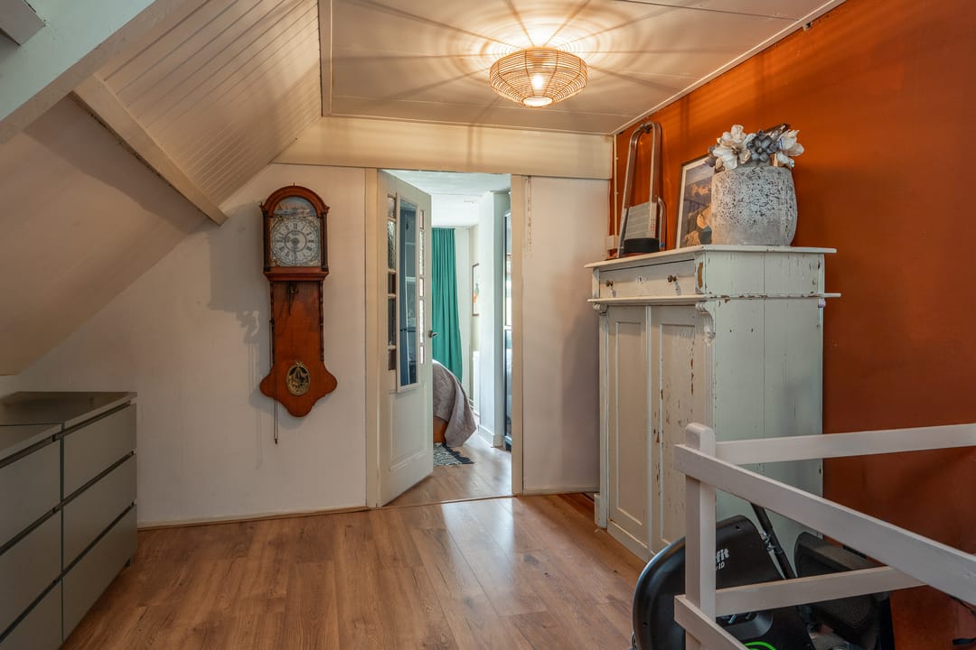 Photo 23 of Hoofdstraat 37