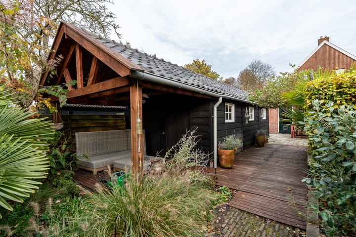 Photo 30 of Hoofdstraat 37