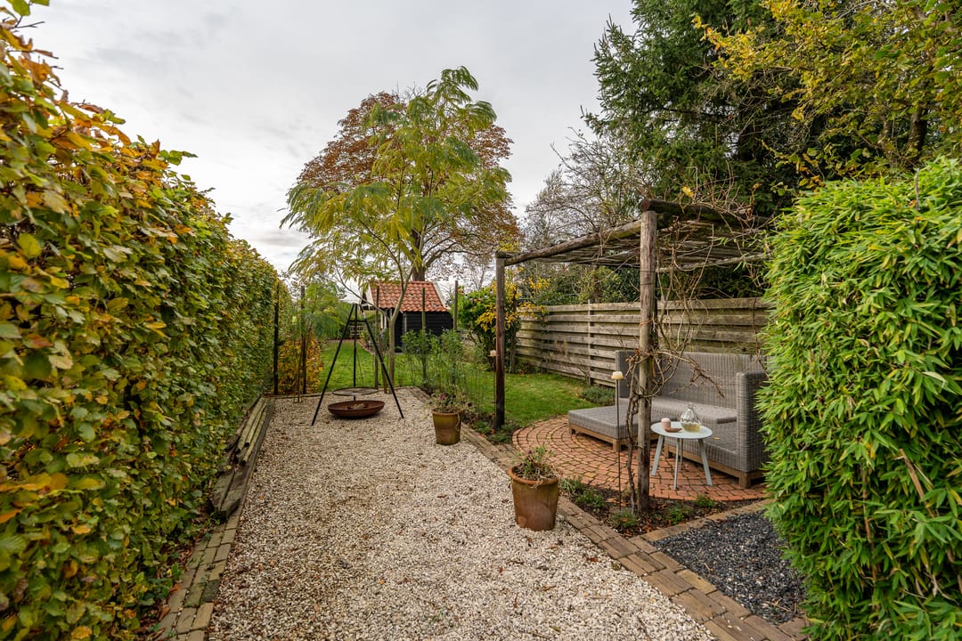 Photo 32 of Hoofdstraat 37