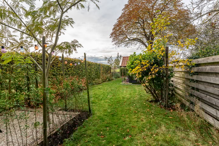 Photo 35 of Hoofdstraat 37