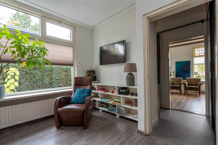 Photo 10 of Hoofdstraat 37