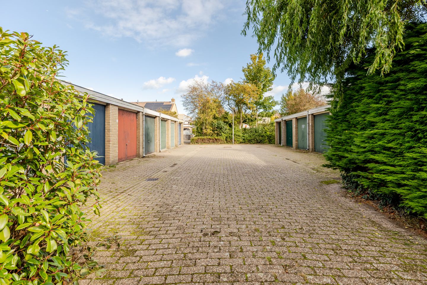 Foto 1 van Bazuinstraat 11-E