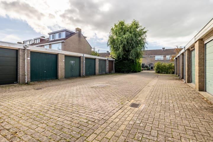 Foto 2 van Bazuinstraat 11-E