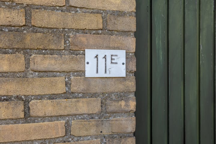 Foto 10 van Bazuinstraat 11-E