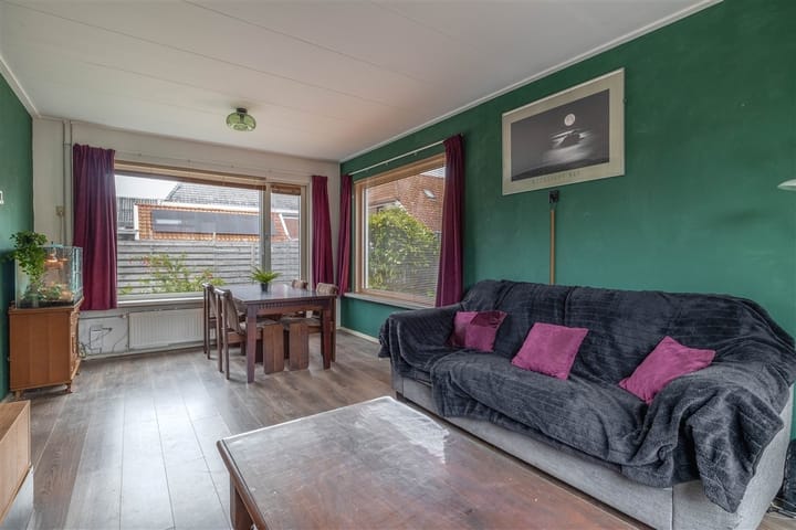 Photo 12 of 54e laan 2