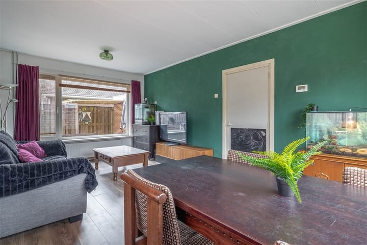 Photo 15 of 54e laan 2