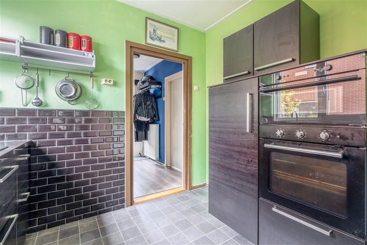 Photo 16 of 54e laan 2